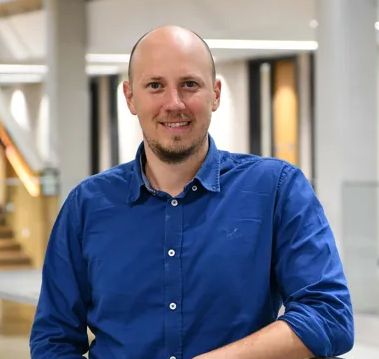 Portrait of Alex B, Specialist Musculoskeletal Physiotherapist at Mobilates